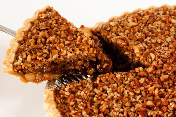 Facebook/Berdoll's Pecan Candy & Gift Co.