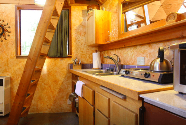 Airbnb