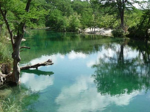Image via Frio River Cabins