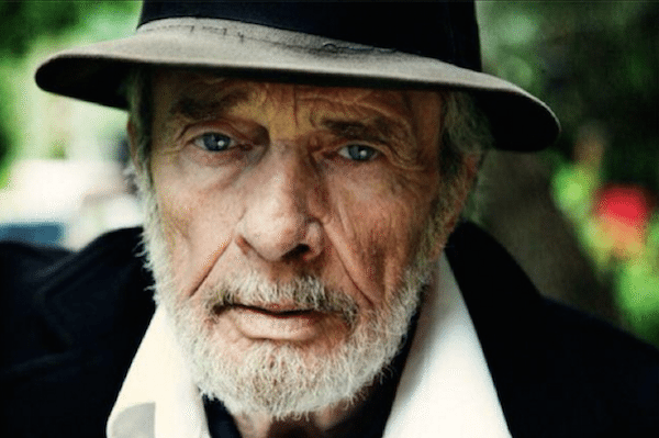 Country singers with April birthdays