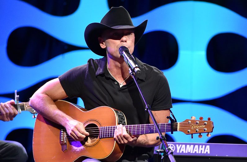 Kenny Chesney Songs For the Saints
