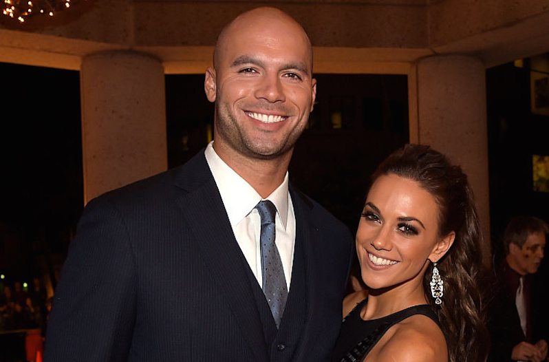 Jana Kramer pregnant