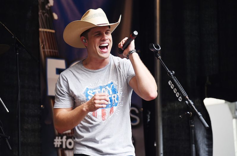 Dustin Lynch Grand Ole Opry