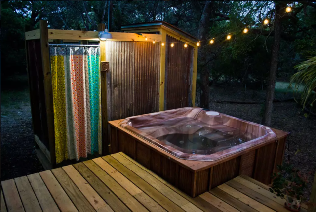 Airbnb