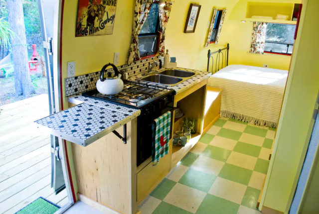 Airbnb