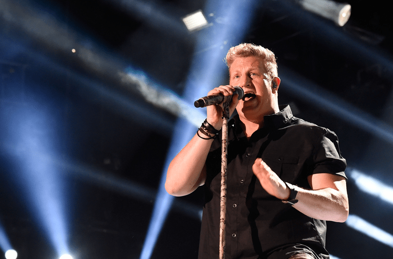Gary LeVox