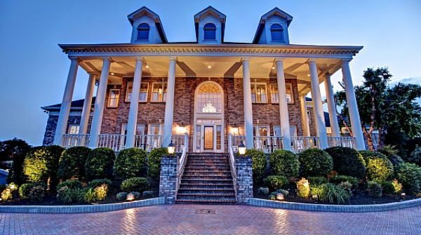 George Jones Country Gold Estate