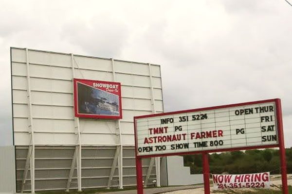 drive in movie theater texas
