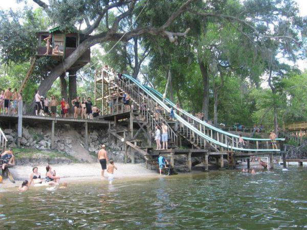 Facebook/ Bob's River Place