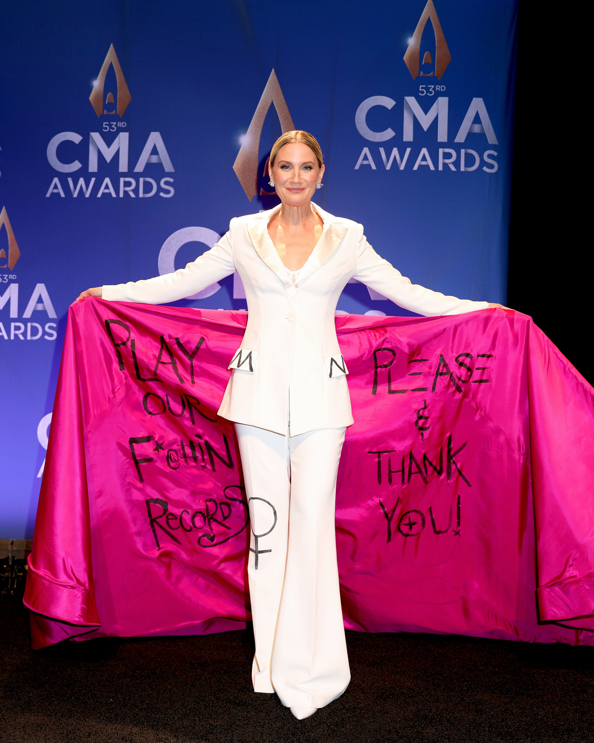Country Singers with September Birthdays