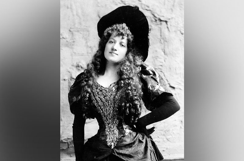 Lottie Deno
