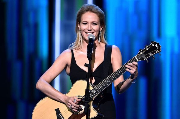 Famous Country Singers