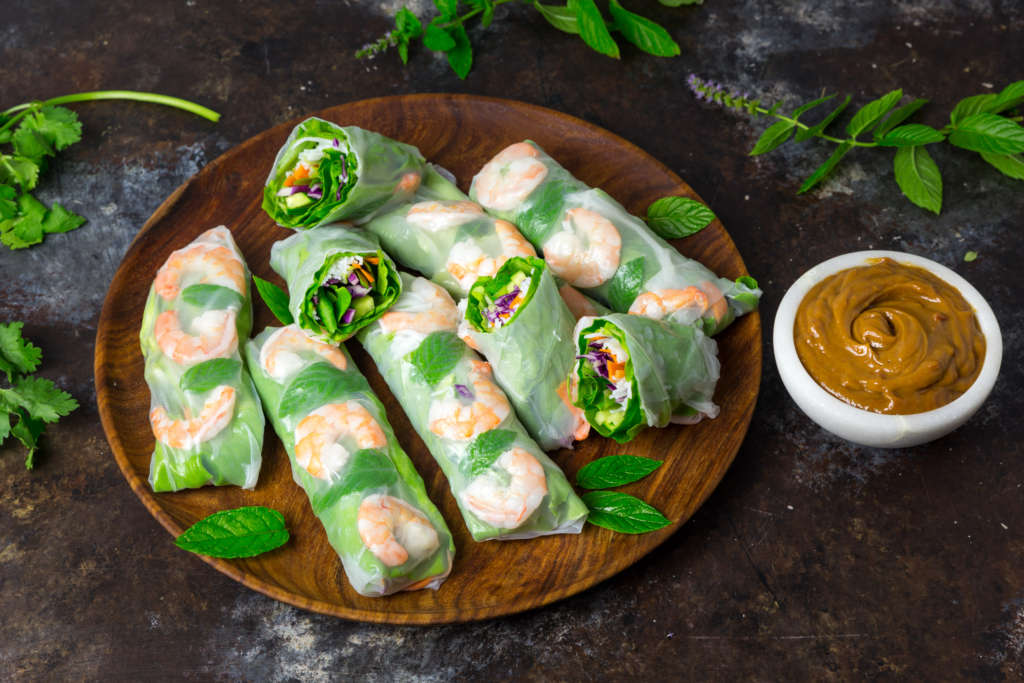 summer rolls with peanut sauce