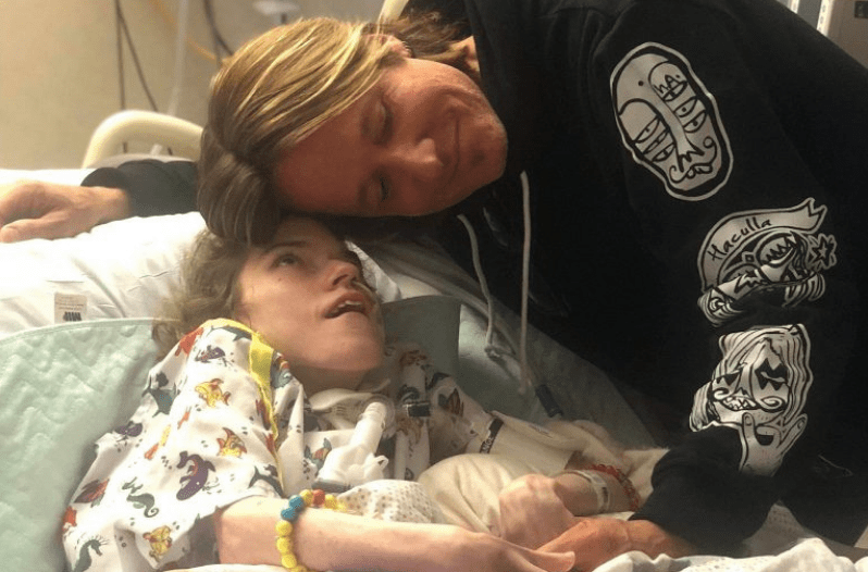 Keith Urban Visits Hospitalized Fan