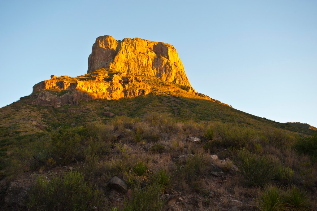 North America, USA, Texas, Big Bend National Park, Chisos Mountains, Casa Grande.