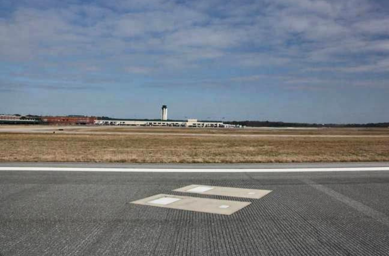 Graves at Savannah Airport