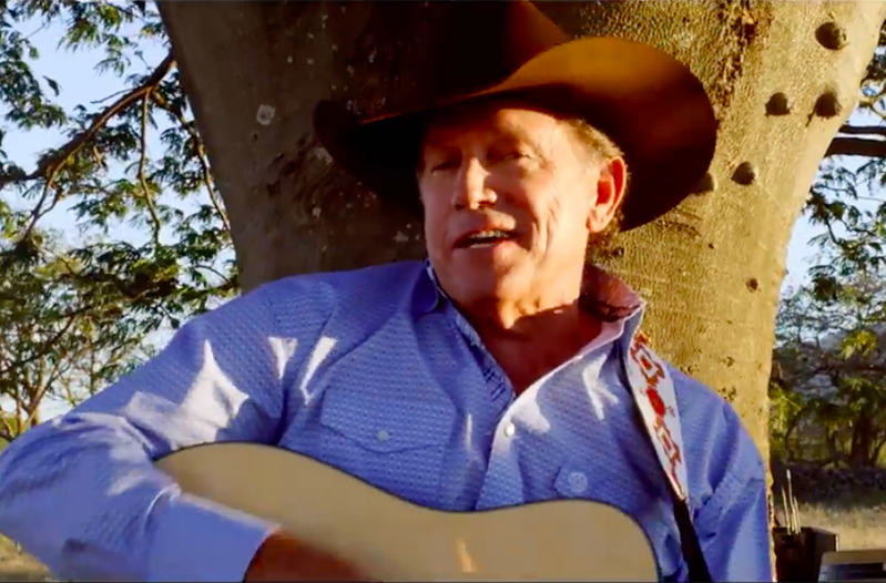 George Strait Codigo Videoe