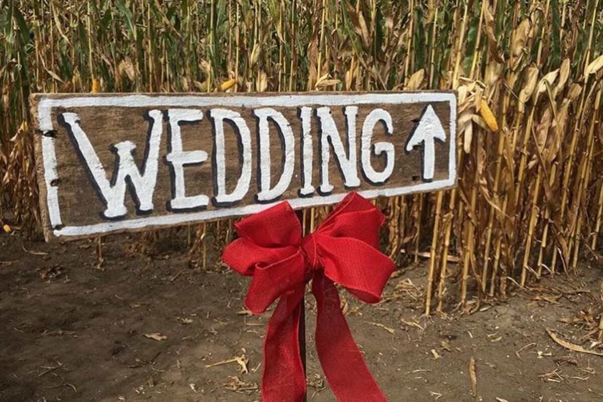Country Wedding Decor