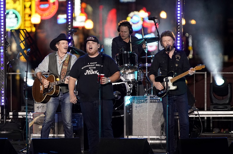 Luke Combs 1 2 Many