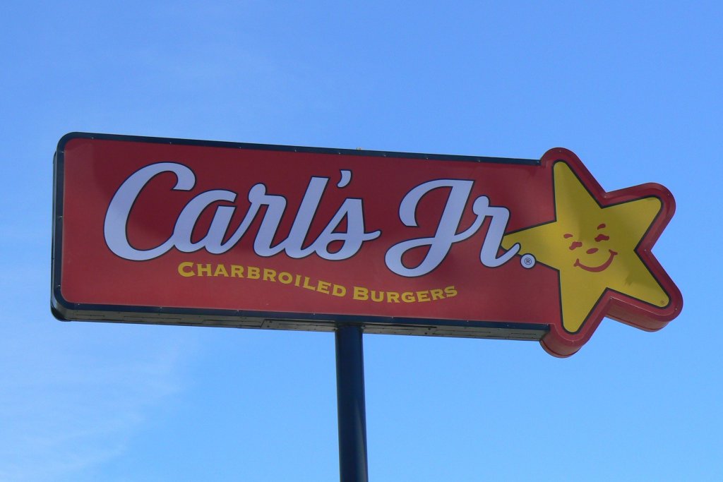 carl's jr and hardee's