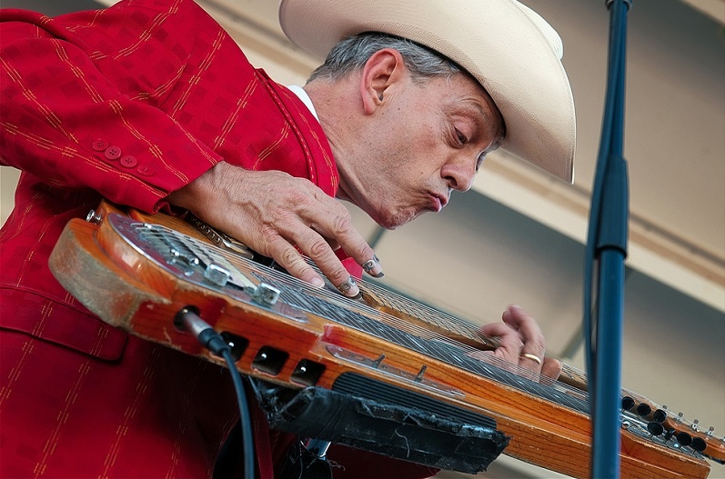 Junior Brown Guit Steel