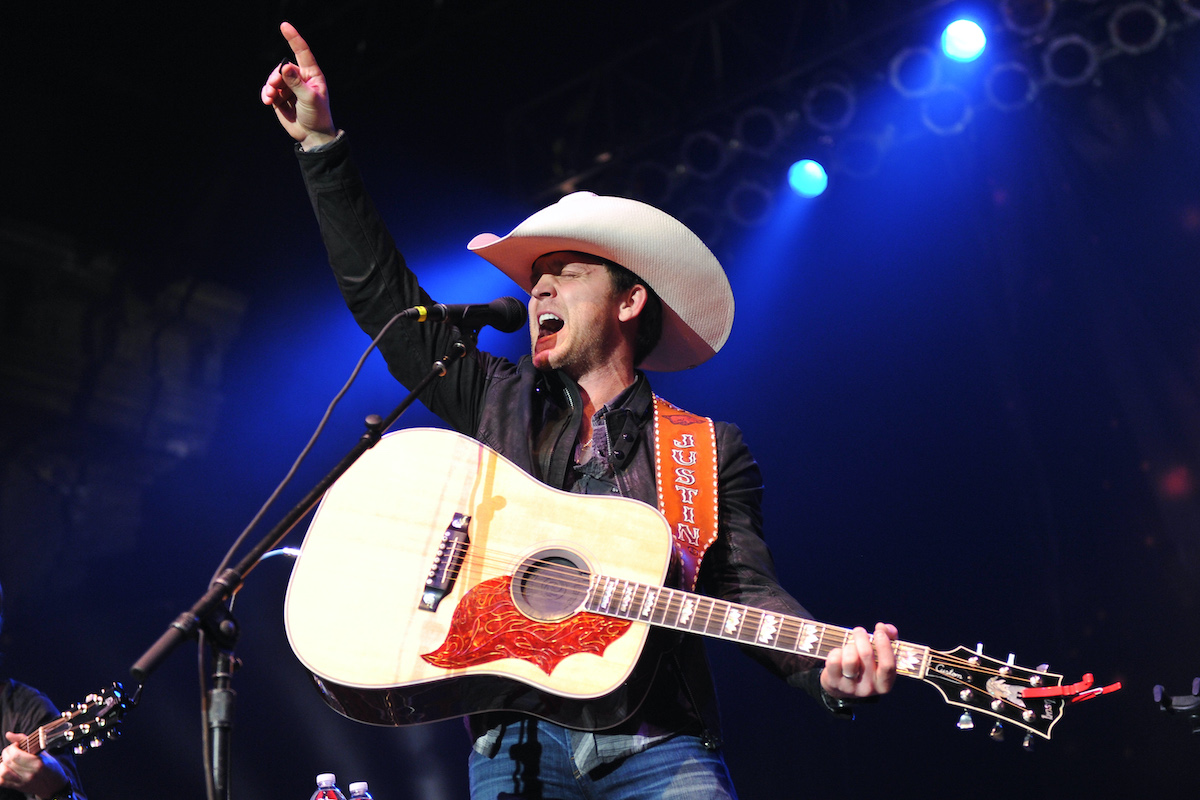 Justin Moore The Ones That Didn't Make it Back Home