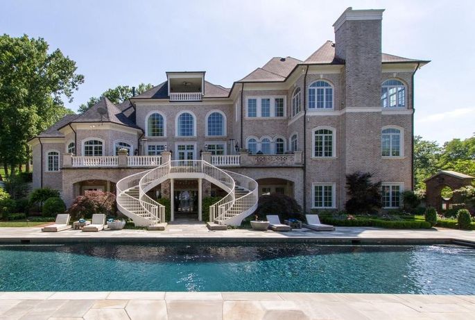 Kelly Clarkson Tennessee Home