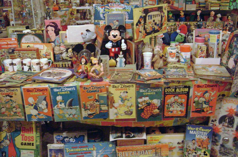 Tim Hollis Pop Culture Museum