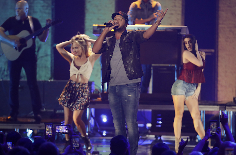 Luke Bryan modern country