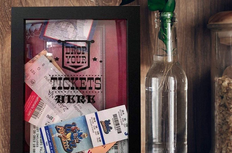 Display Concert Tickets