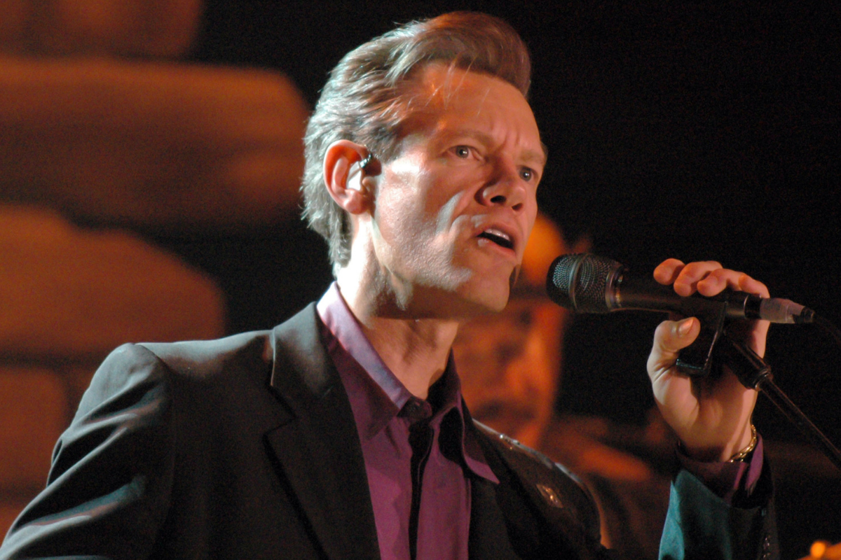 Getty image of country music legend Randy Travis from a live performance.