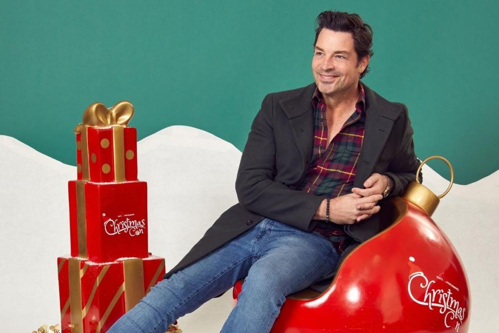 Brennan Elliott attends Christmas Con New Jersey 2022 at Expo Center on December 10, 2022 in Edison, New Jersey.