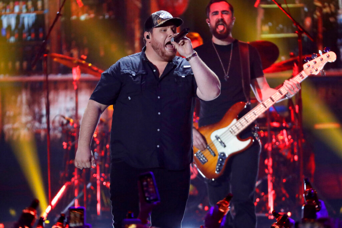 Luke Combs