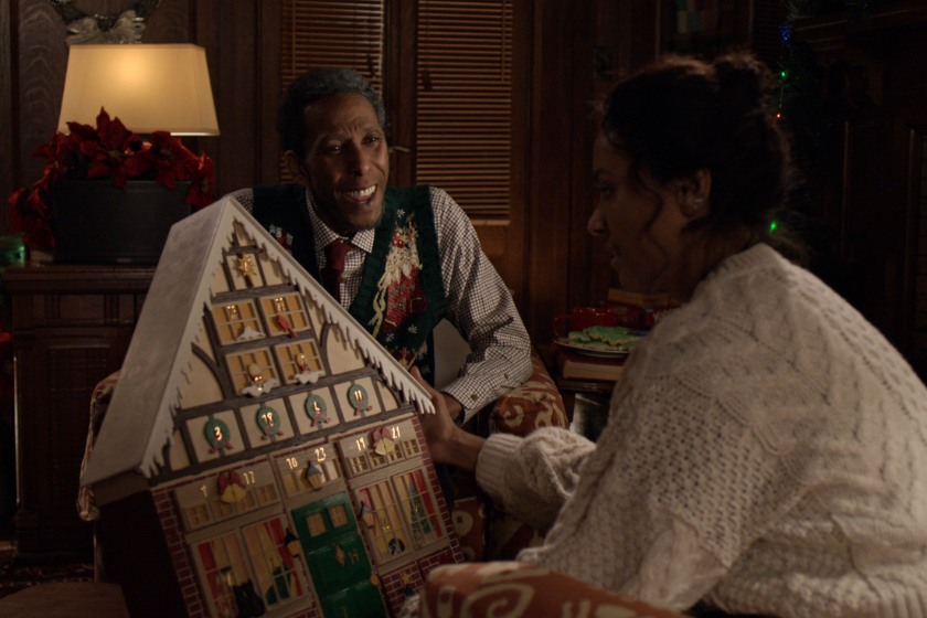 Kat Graham and Ron Cephas Jones in The Holiday Calendar (2018)