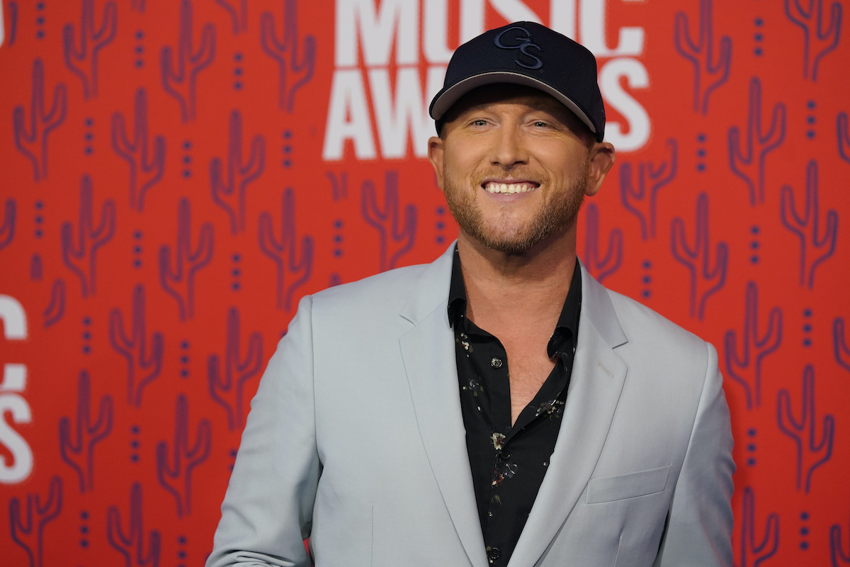 Cole Swindell Love You Too Late
