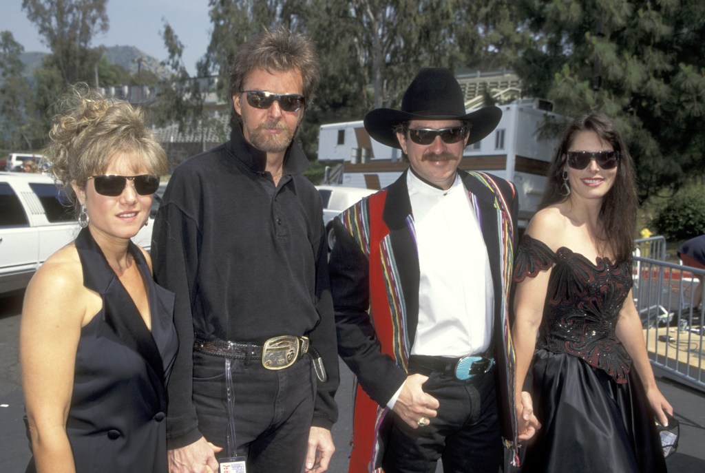 Ronnie Dunn and wife Janine Dunn, and Kix Brooks and wife Barbara Brooks 