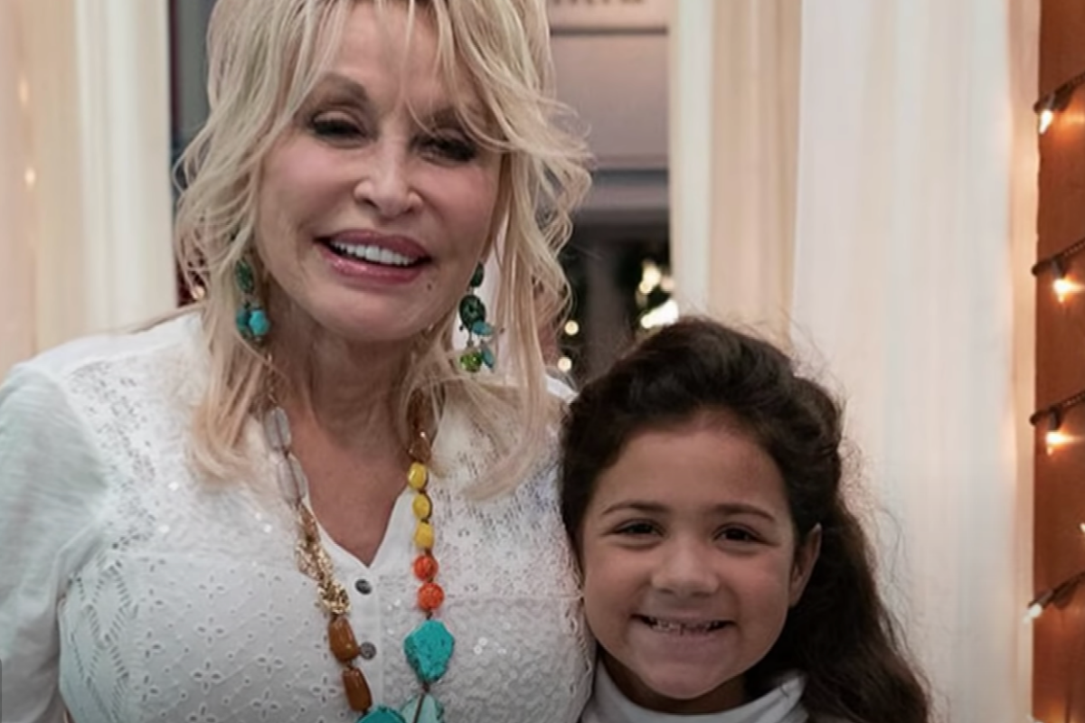 dolly parton saves child actress