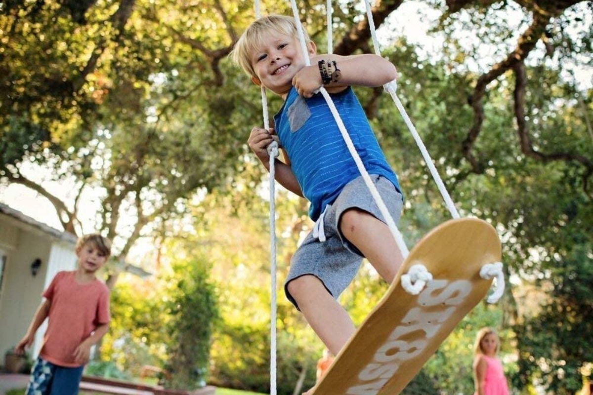 skateboard tree swing