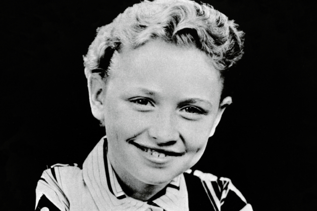 Country singer Dolly Parton poses for a portrait in circa 1955 in Tennessee.