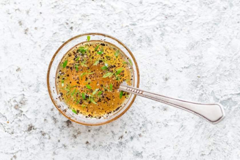 Peppered thyme honey sauce.