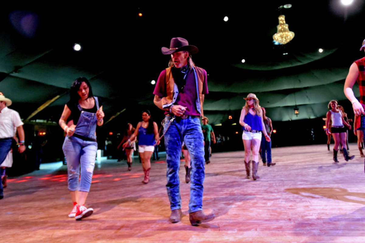 Best Country Line Dances