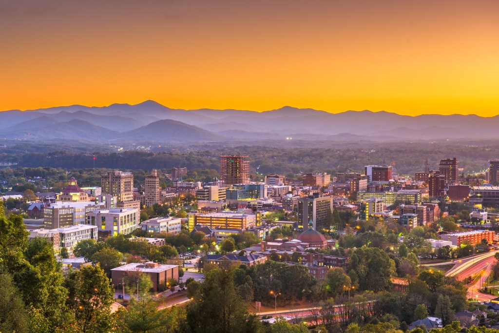 Asheville, North Caroilna, USA downtown skyline at dawn.