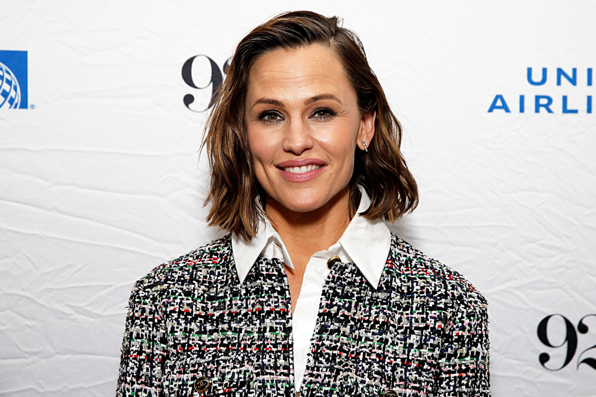 Jennifer Garner attends a conversation and screening for Apple TV+ "The Last Thing He Told Me" at The 92nd Street Y, New York on April 11, 2023 in New York City