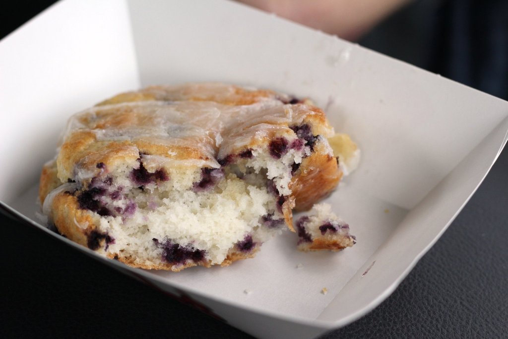 Bojangles bo'berry muffin
