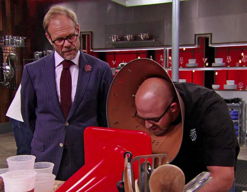Cutthroat Kitchen chef dealing with a sabotage