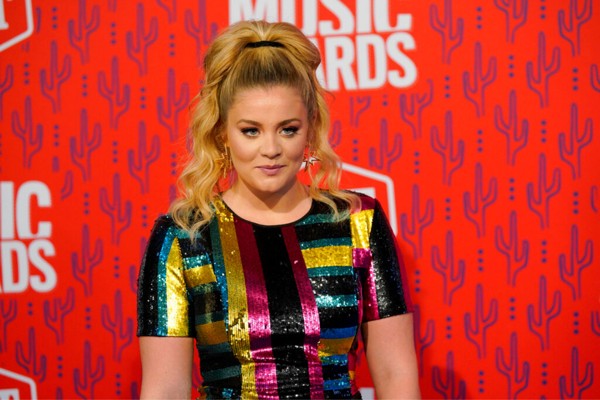 lauren alaina hallmark