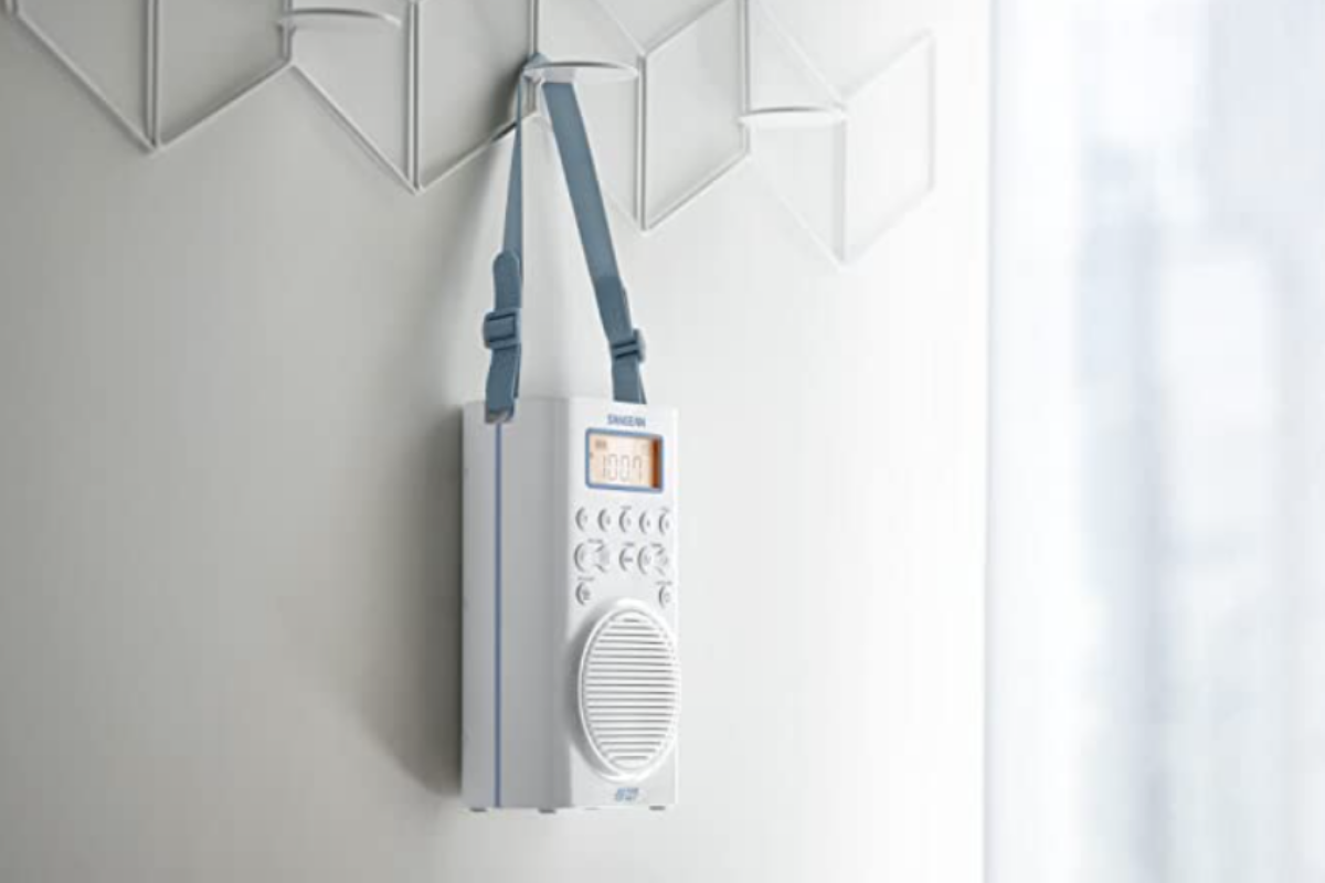 shower radio FI