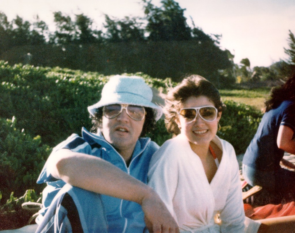 HAWAII - MARCH 1977: Rock and roll singer Elvis Presley with his girlfriend Ginger Alden in March of 1977 in Hawaii. (Photo by Michael Ochs Archives/Getty Images)