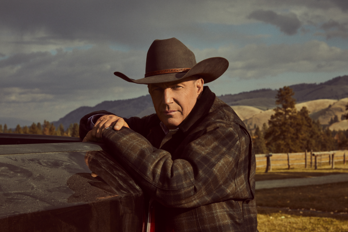 Kevin Costner as John Dutton 