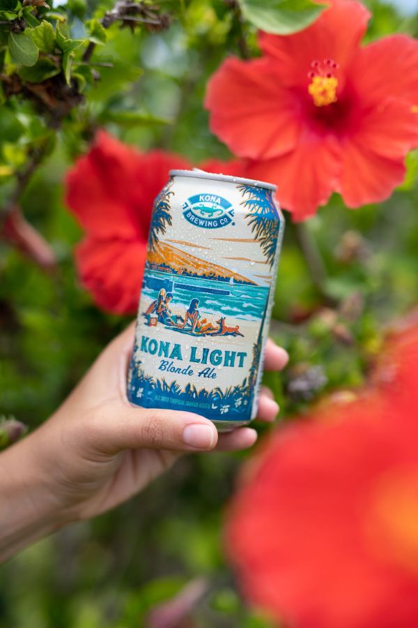 Kona Brewing Kona light blonde ale